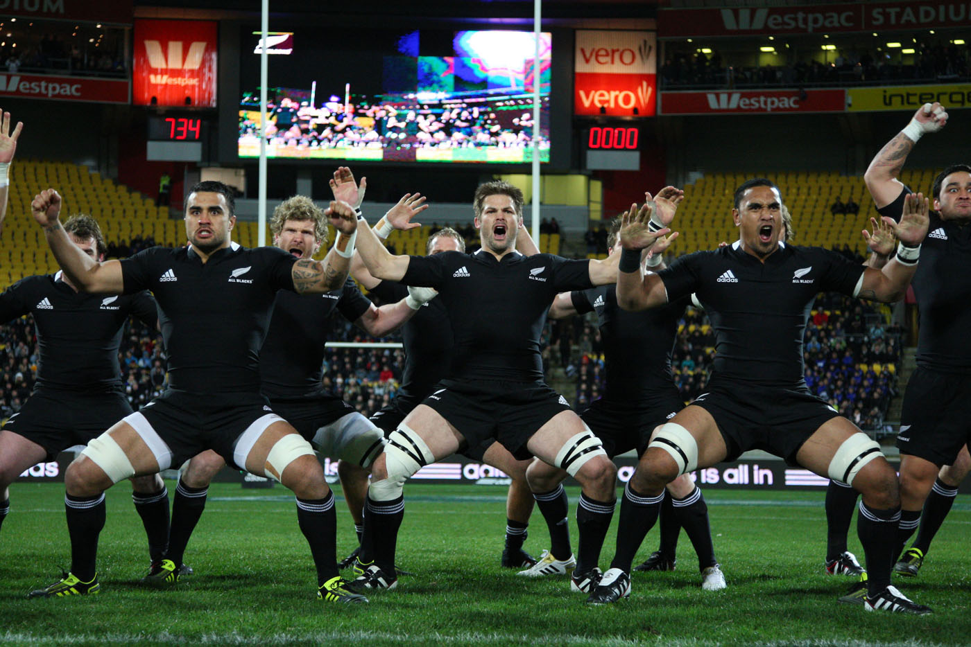 Four home, six in, and Richie Mo'unga back in black