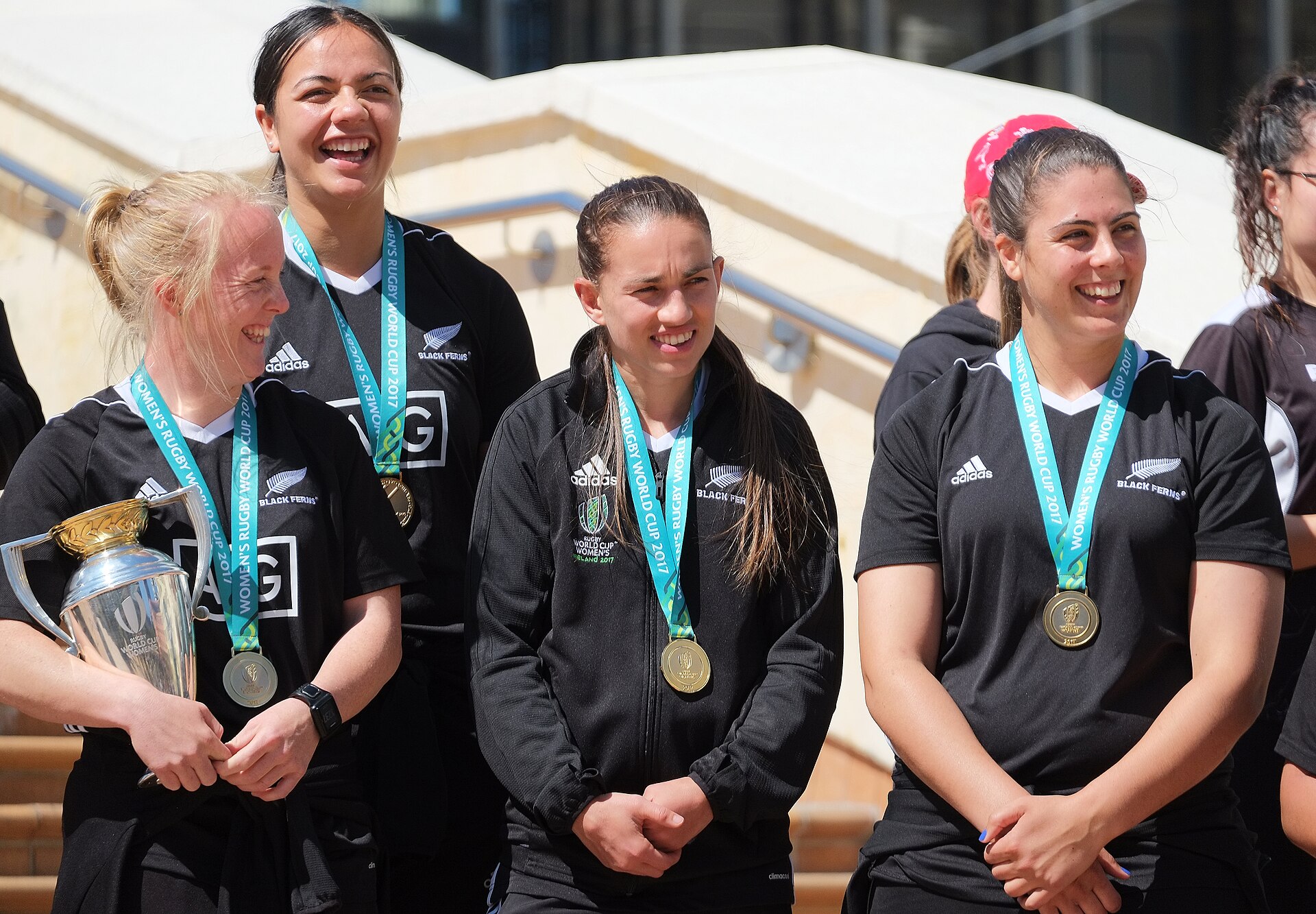Ten tries and three debutants: Black Ferns 66, Wallaroos 19
