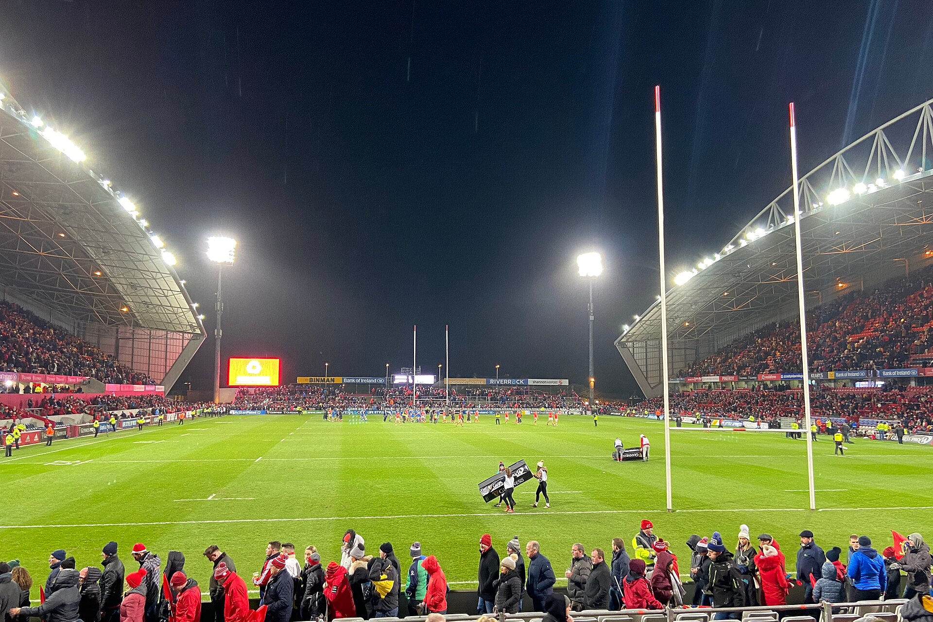 Six Kiwis are running clubs in Europe this season, and Munster is one of them